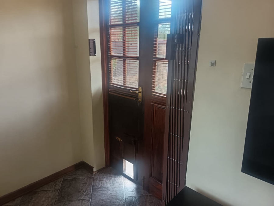 3 Bedroom Property for Sale in Hillcrest Northern Cape